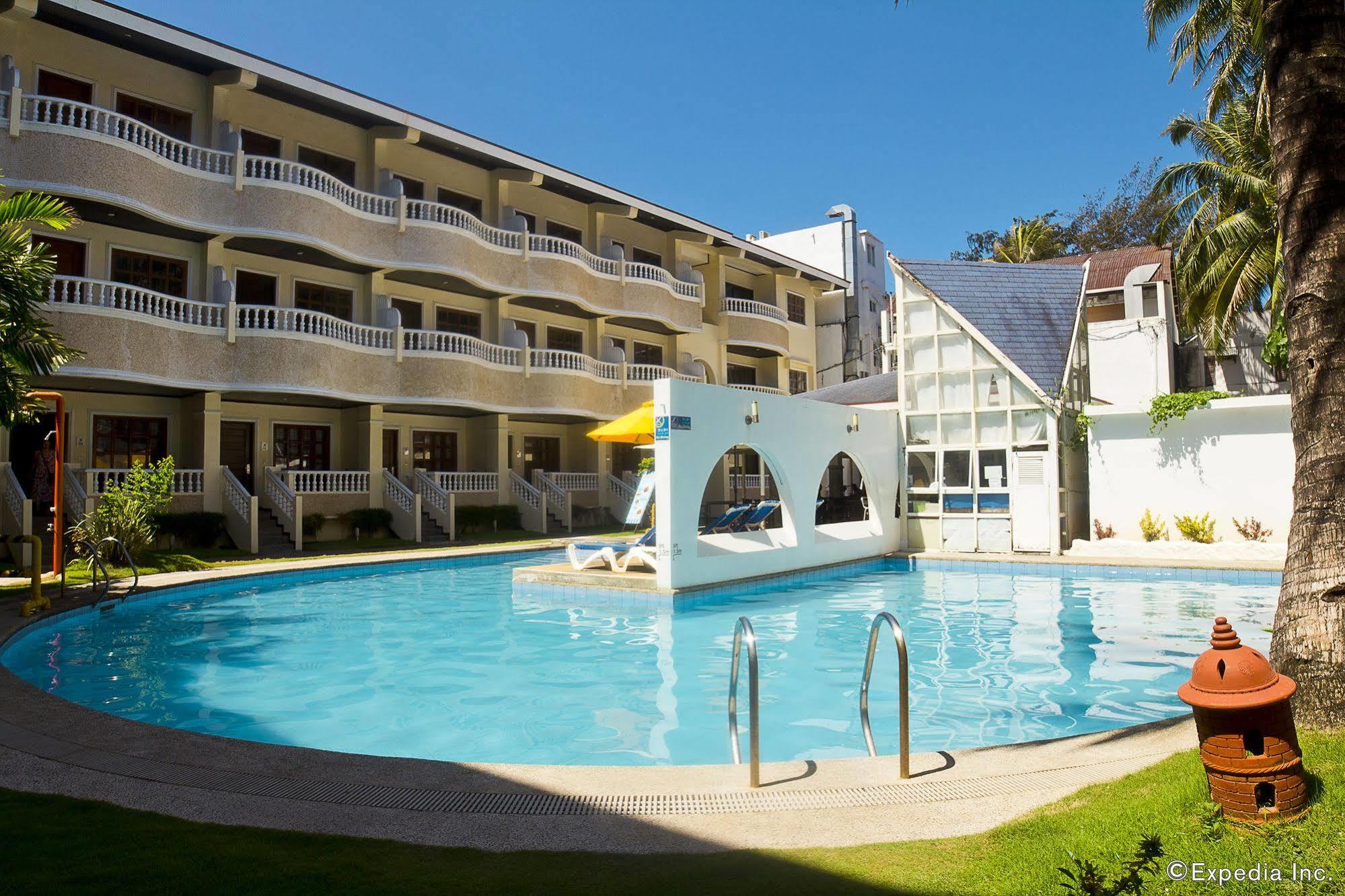 Boracay Champ Resort 3*