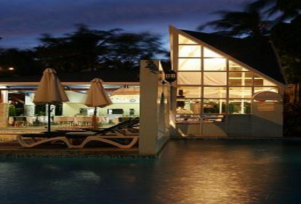 Resort Boracay Champ 3*
