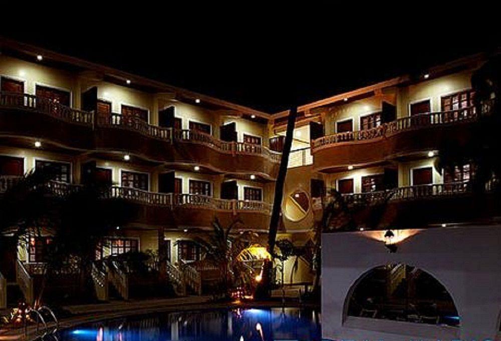 Boracay Champ Resort 3*