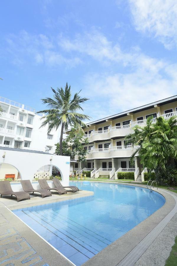 Boracay Champ Resort 3*